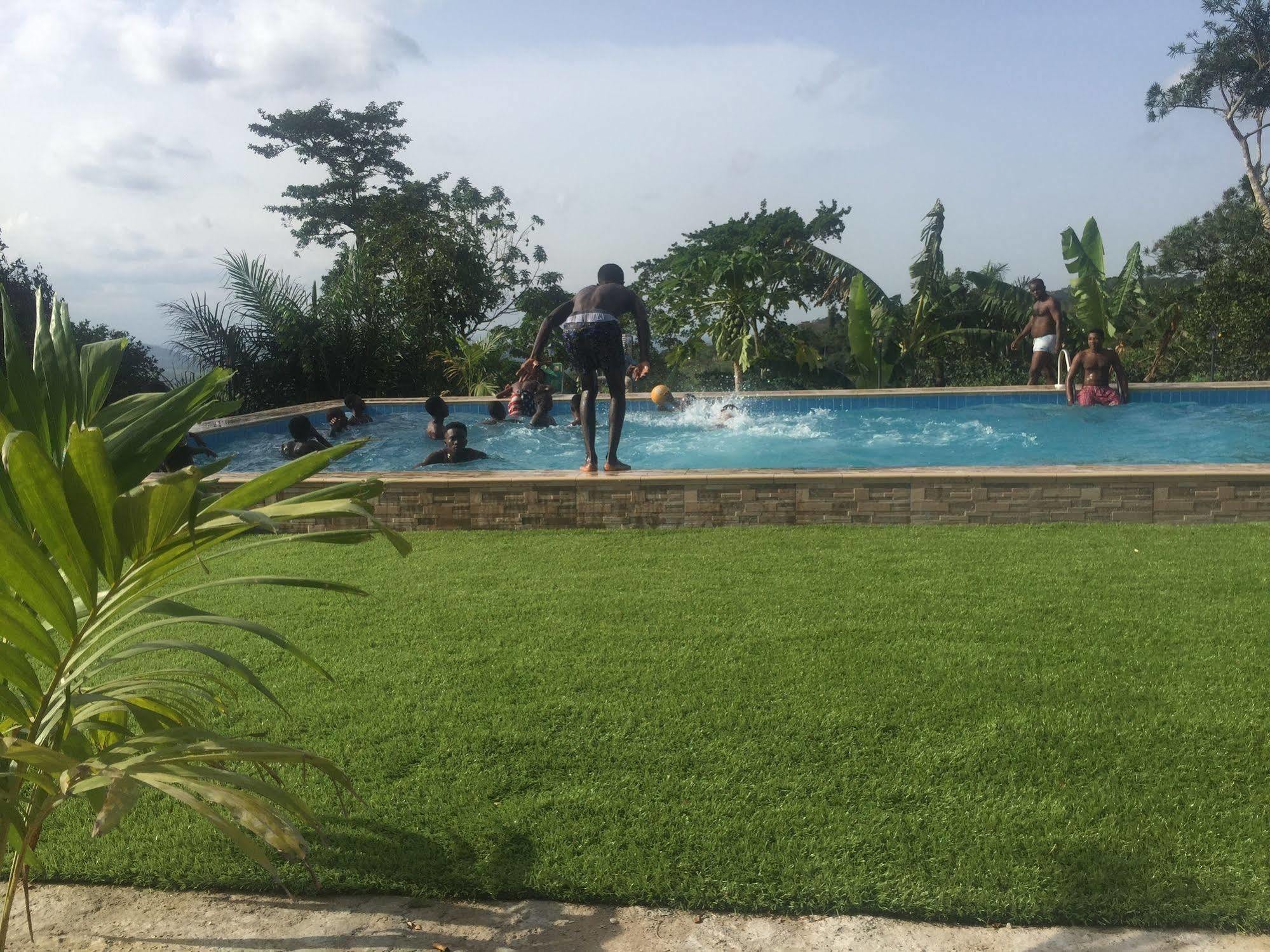 Sweet Mother Eco Resort Aburi Екстер'єр фото
